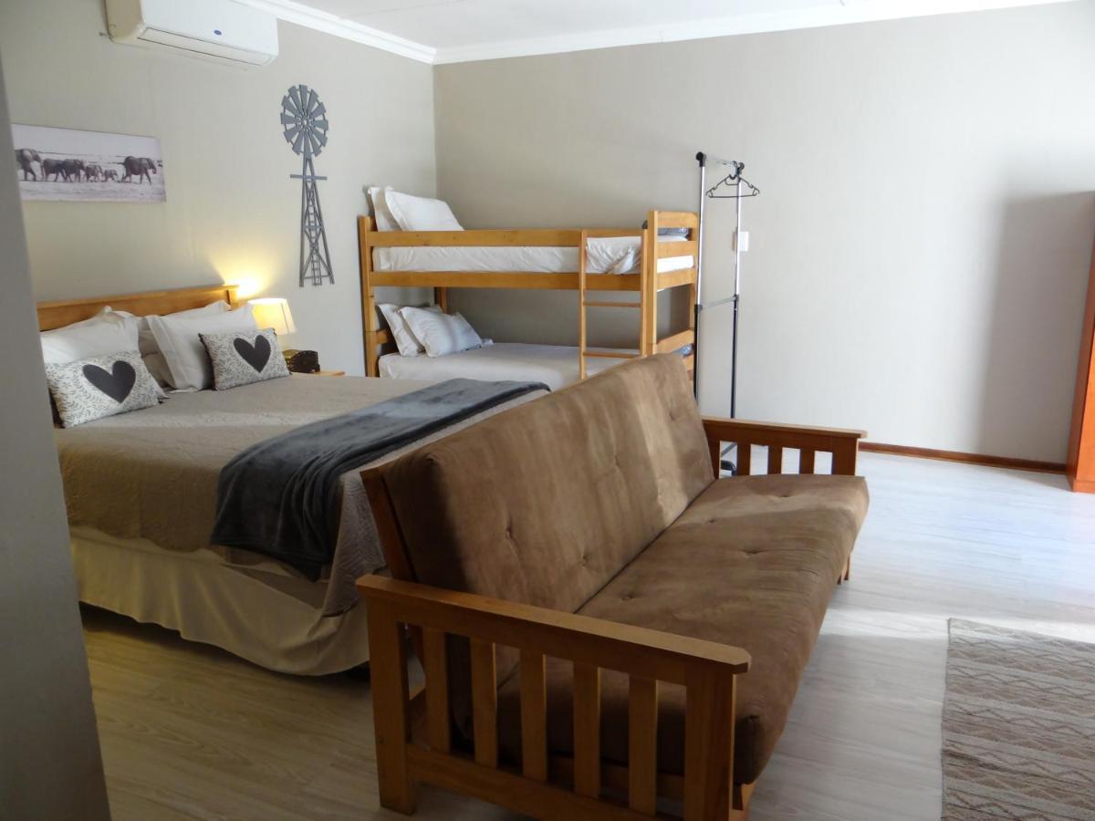 La Paix Guesthouse โบฟอร์ตเวสต์ ภายนอก รูปภาพ