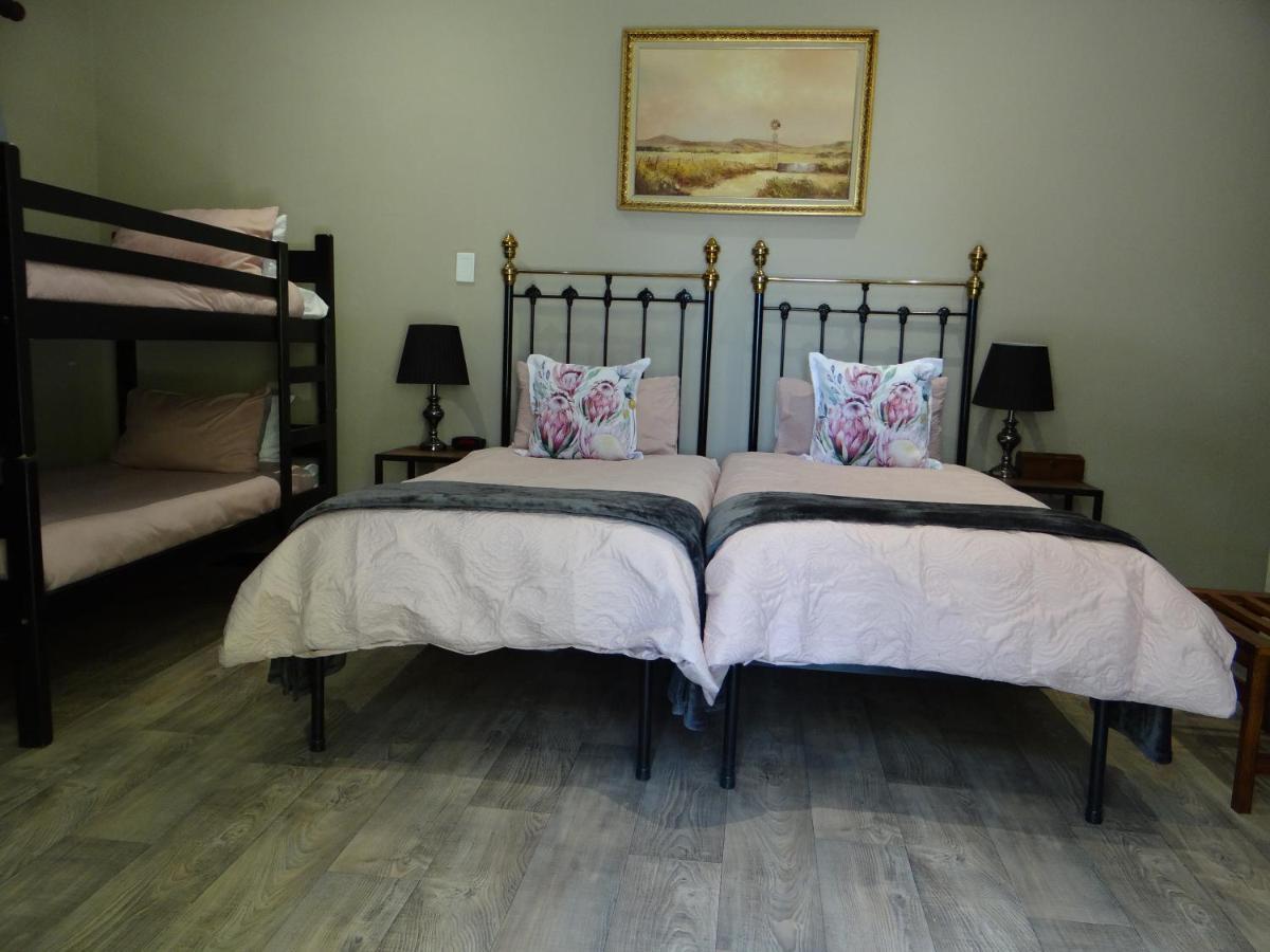 La Paix Guesthouse โบฟอร์ตเวสต์ ภายนอก รูปภาพ