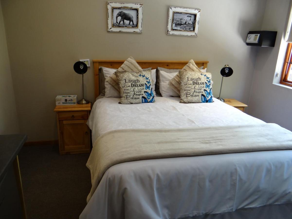 La Paix Guesthouse โบฟอร์ตเวสต์ ภายนอก รูปภาพ