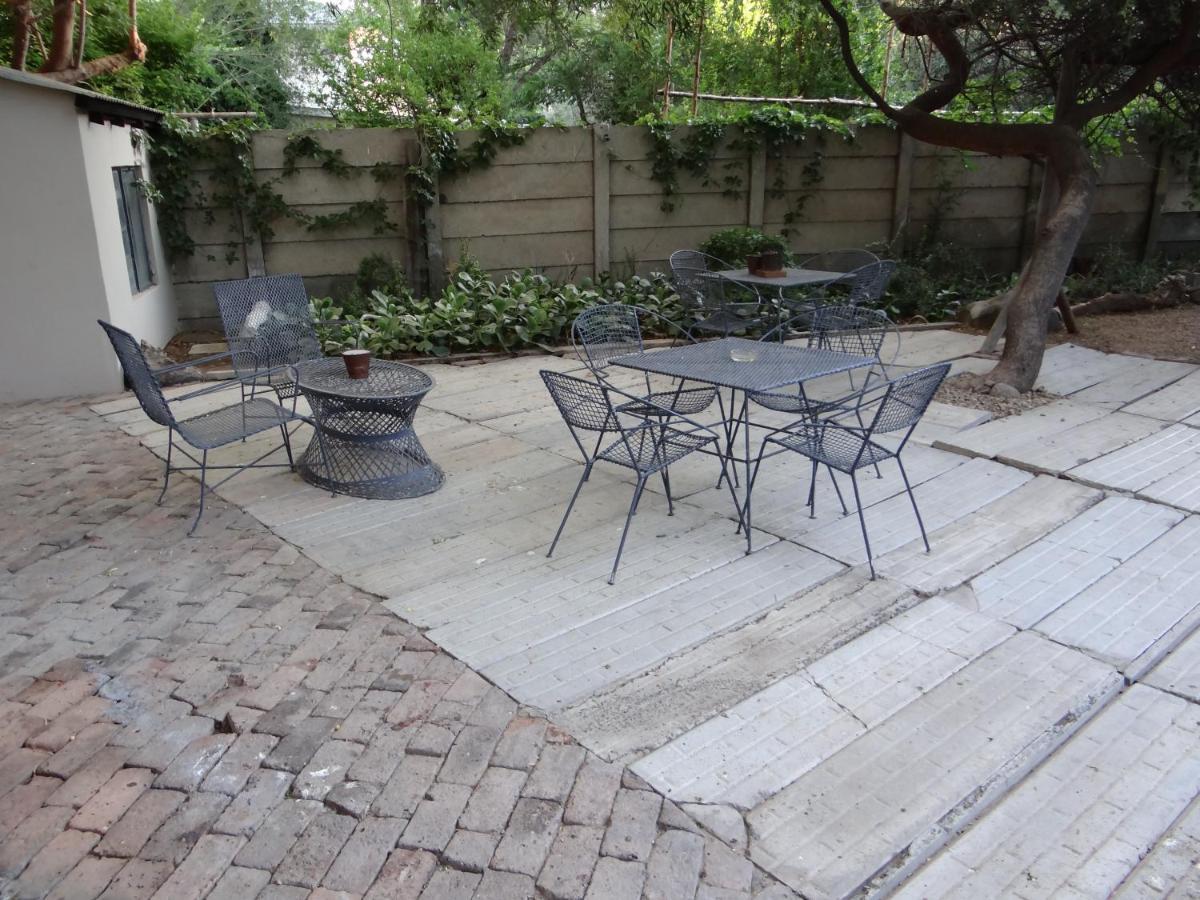La Paix Guesthouse โบฟอร์ตเวสต์ ภายนอก รูปภาพ